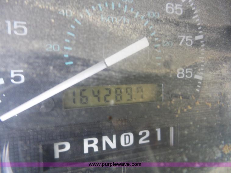 image for item AG9186 1994 Ford Club Wagon van