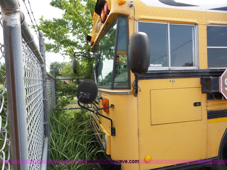 image for item AG9187 2003 Blue Bird TC2000 school bus