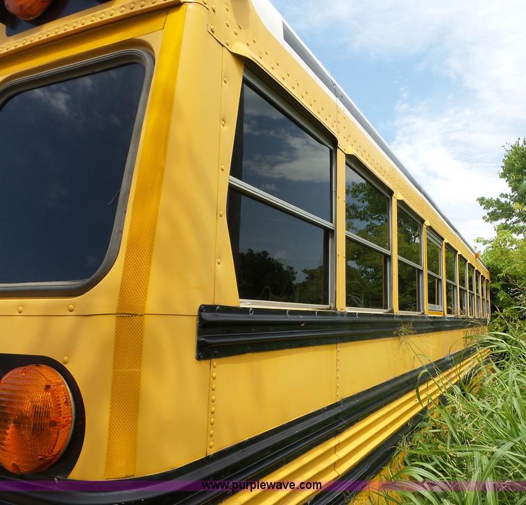 image for item AG9187 2003 Blue Bird TC2000 school bus