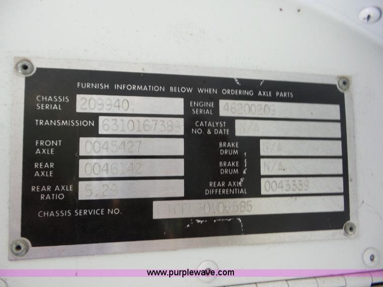 image for item AG9187 2003 Blue Bird TC2000 school bus