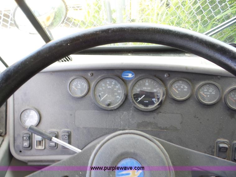 image for item AG9187 2003 Blue Bird TC2000 school bus