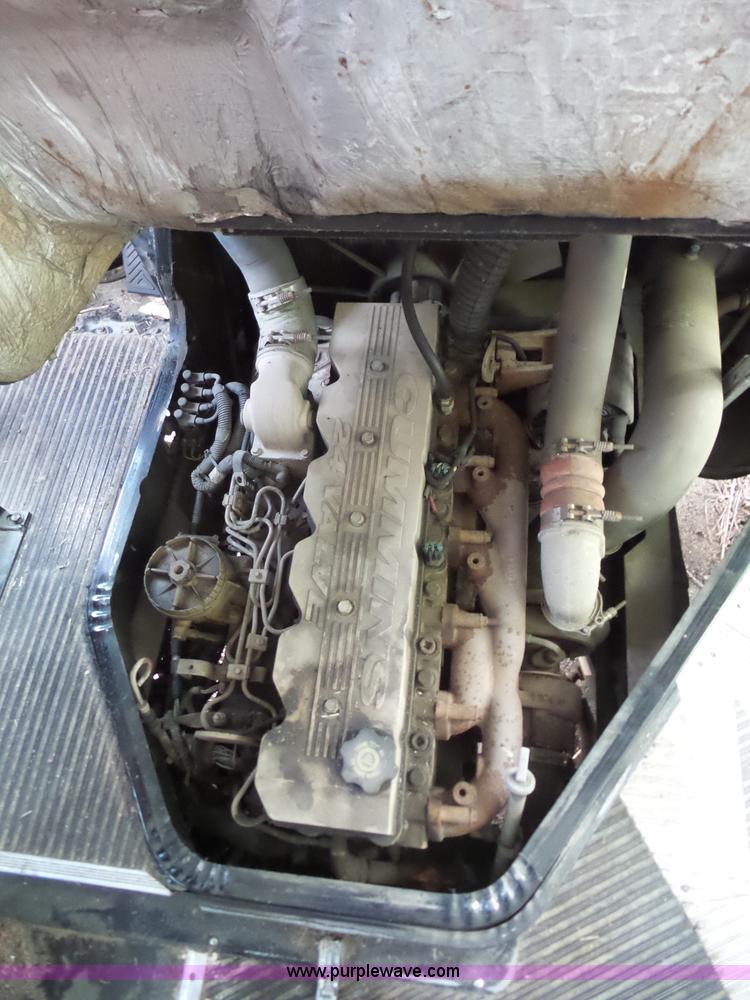 image for item AG9187 2003 Blue Bird TC2000 school bus