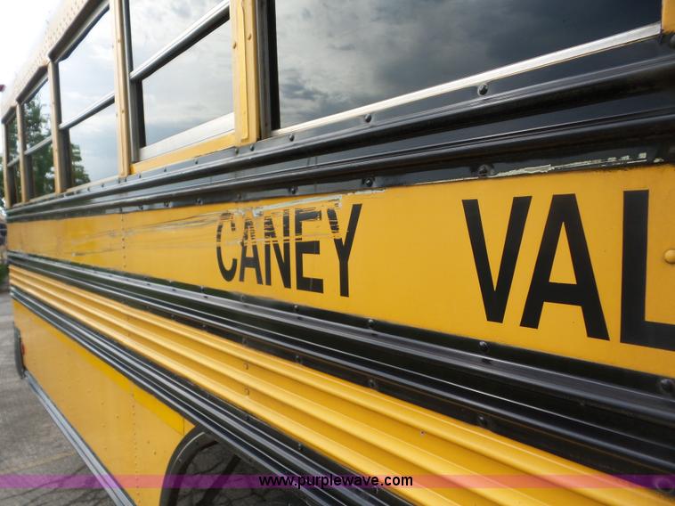 image for item AG9188 1999 Chevrolet school bus