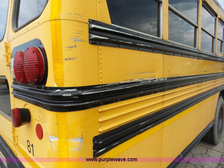 image for item AG9188 1999 Chevrolet school bus