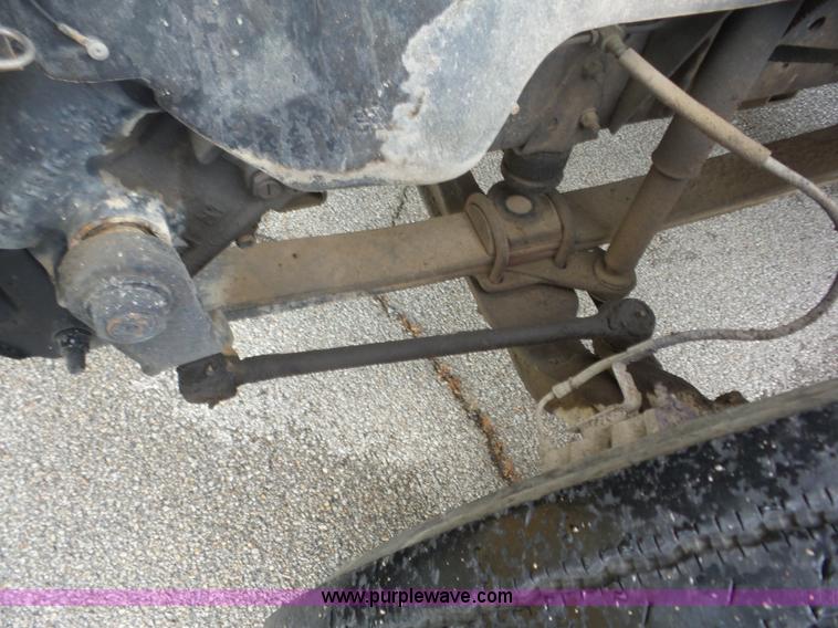 image for item AG9188 1999 Chevrolet school bus