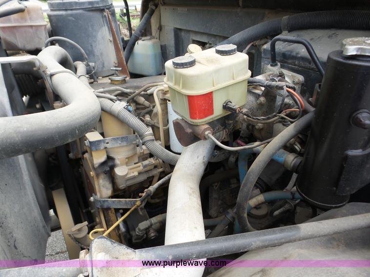 image for item AG9188 1999 Chevrolet school bus