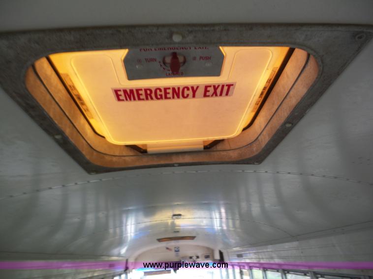 image for item AG9188 1999 Chevrolet school bus