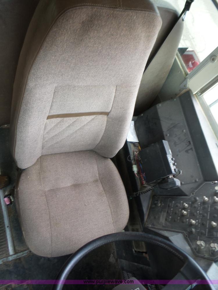 image for item AG9188 1999 Chevrolet school bus