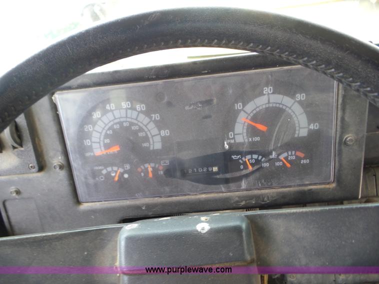 image for item AG9188 1999 Chevrolet school bus