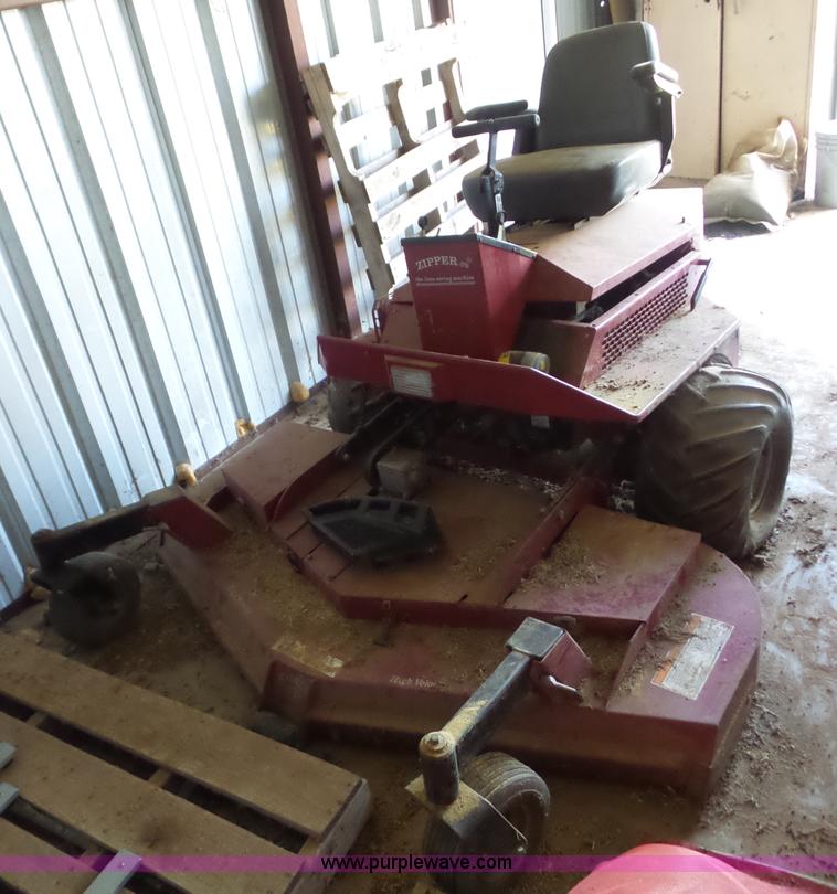 image for item AG9219 Zipper TS22 lawn mower