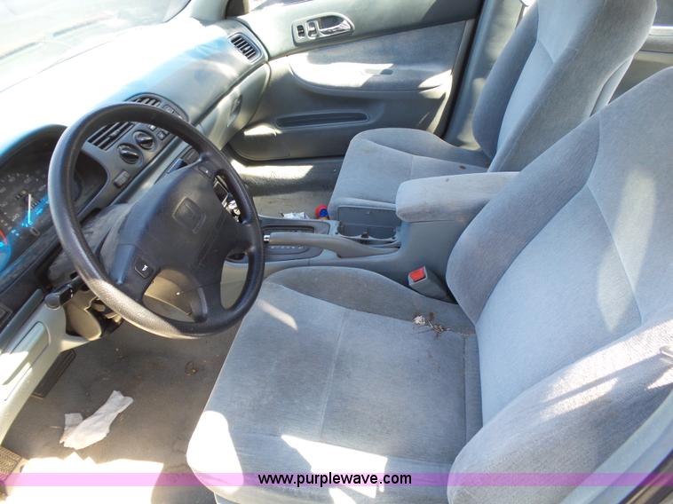 image for item AR9250 1995 Honda Accord