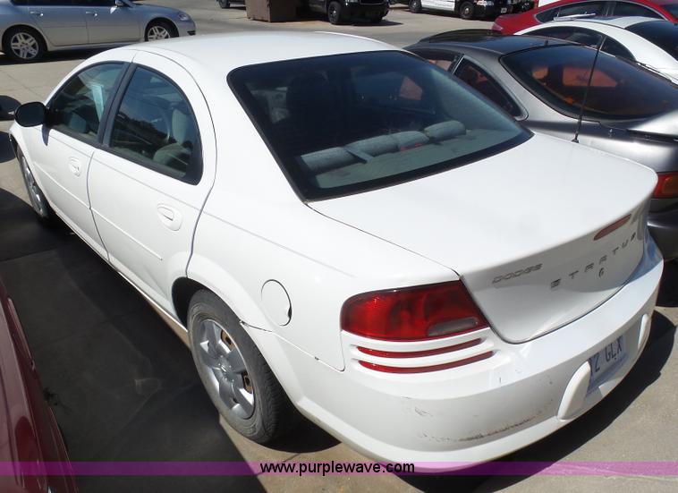 image for item AR9251 2005 Dodge Stratus