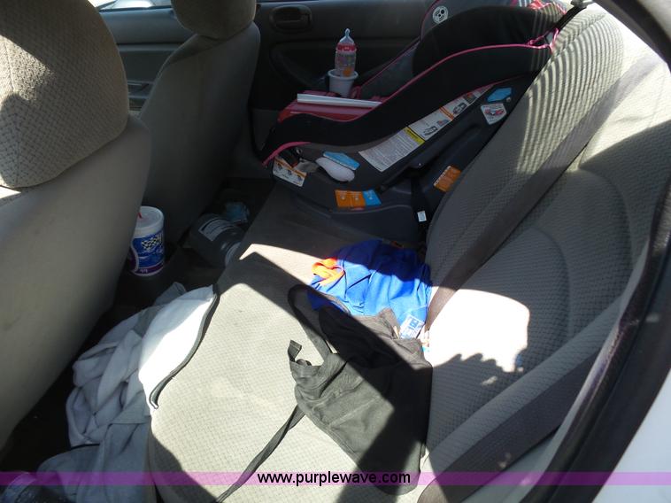 image for item AR9251 2005 Dodge Stratus