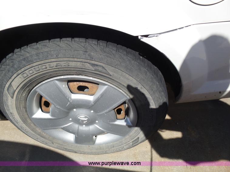 image for item AR9251 2005 Dodge Stratus