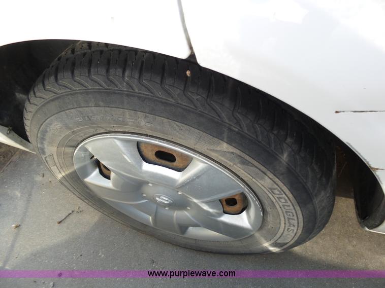 image for item AR9251 2005 Dodge Stratus