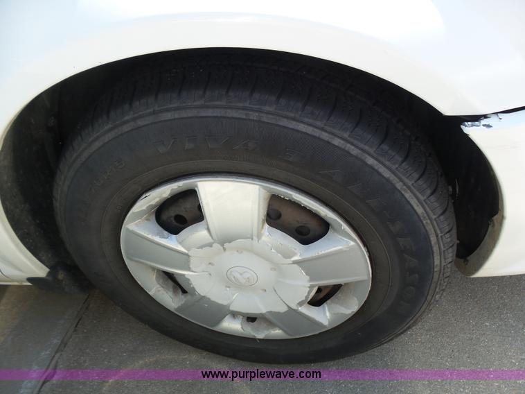 image for item AR9251 2005 Dodge Stratus