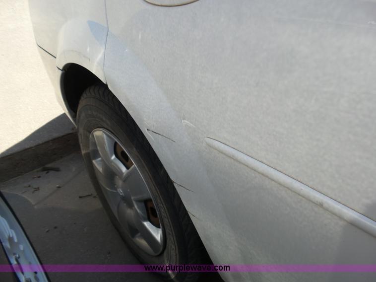 image for item AR9251 2005 Dodge Stratus