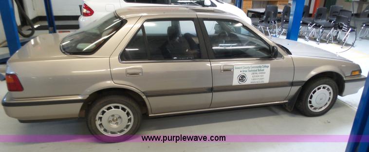 image for item AR9253 1989 Honda Accord LXI