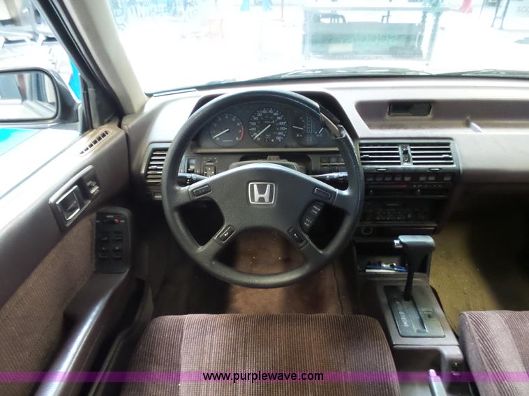image for item AR9253 1989 Honda Accord LXI