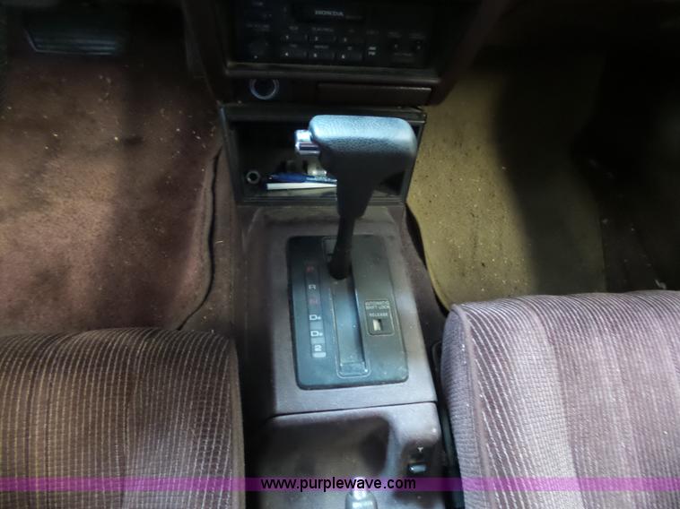 image for item AR9253 1989 Honda Accord LXI