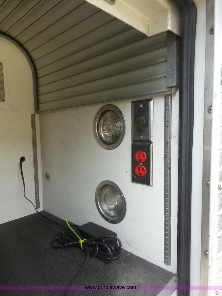 image for item BS9835 2002 Ford Econoline E450 Super Duty ambulance