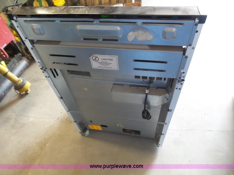 image for item BY9500 (2) Kenmore gas ranges