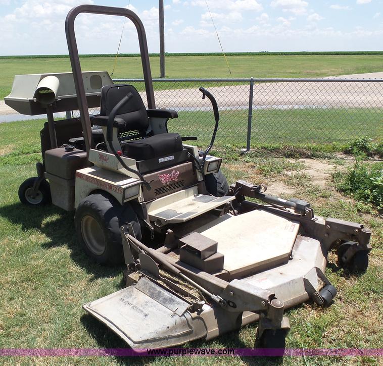image for item BY9502 2009 Grasshopper 727T6 lawn mower