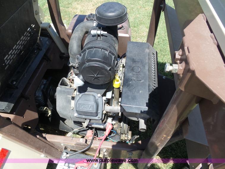 image for item BY9502 2009 Grasshopper 727T6 lawn mower