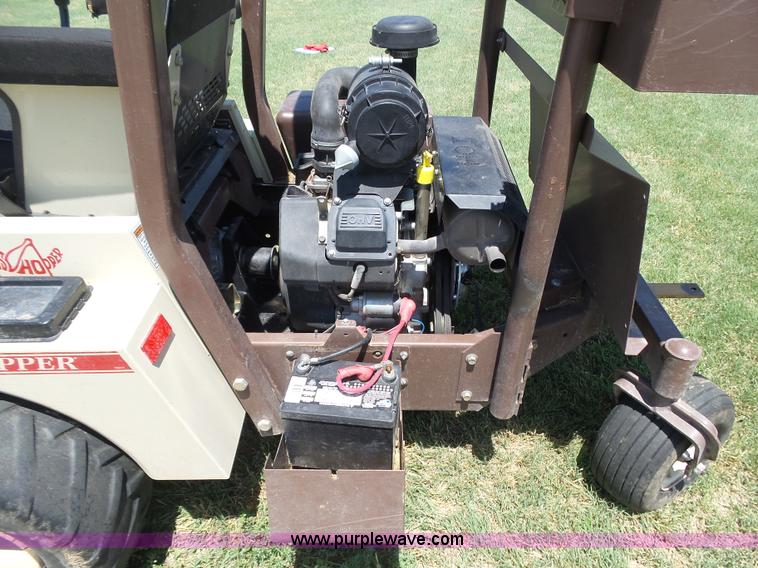 image for item BY9502 2009 Grasshopper 727T6 lawn mower