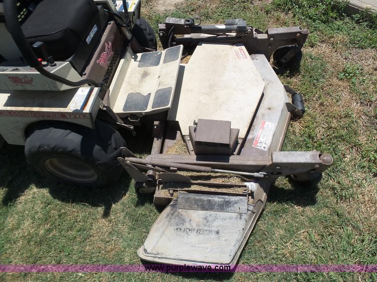 image for item BY9502 2009 Grasshopper 727T6 lawn mower