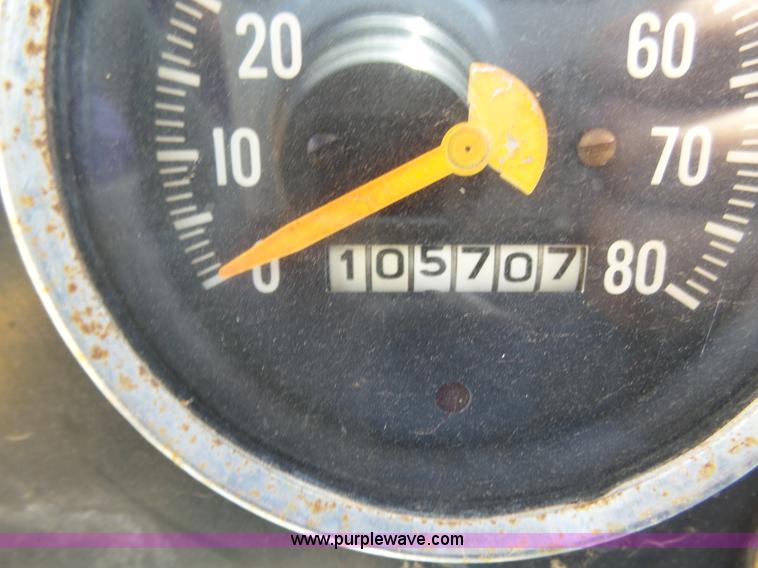 image for item BY9504 1967 International Loadstar 1600 drump truck