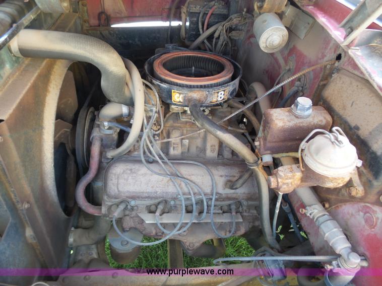 image for item BY9504 1967 International Loadstar 1600 drump truck