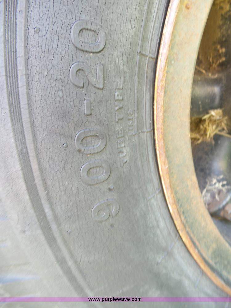 image for item BY9504 1967 International Loadstar 1600 drump truck