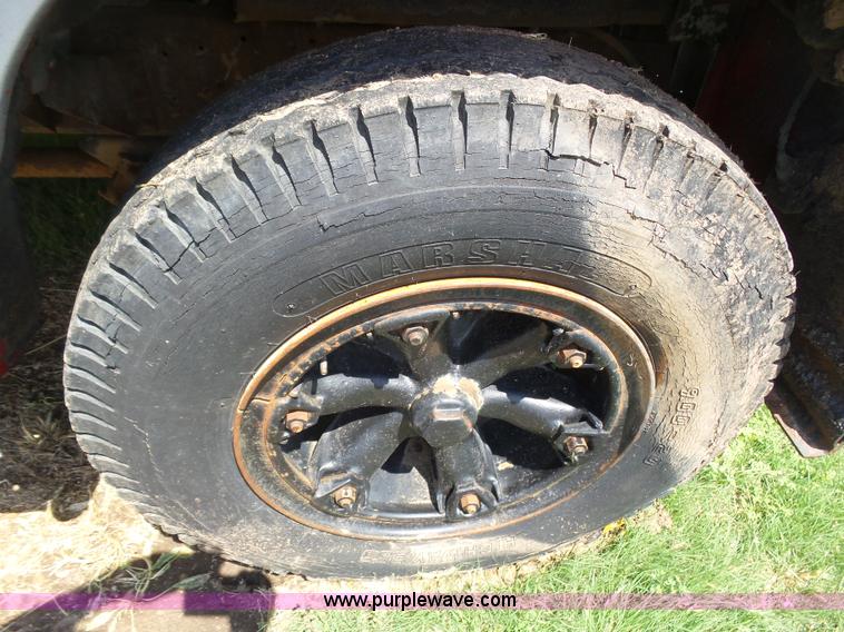 image for item BY9504 1967 International Loadstar 1600 drump truck