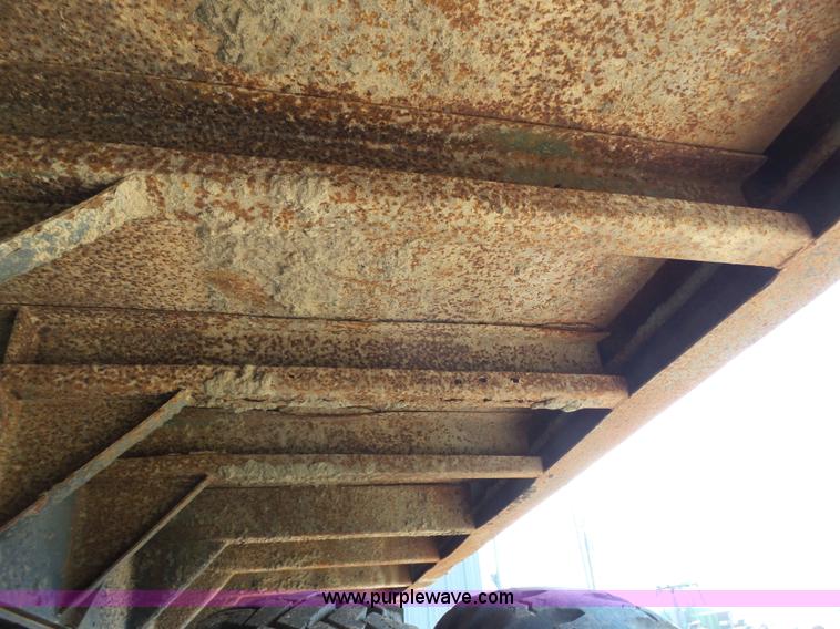 image for item BY9504 1967 International Loadstar 1600 drump truck