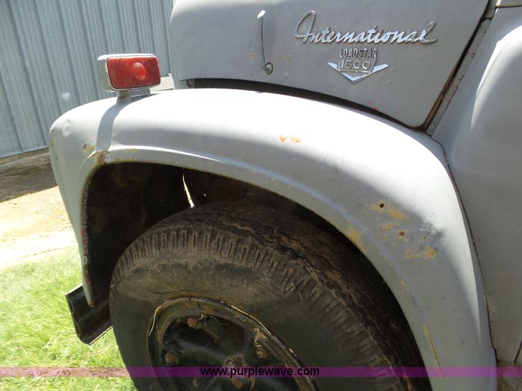 image for item BY9504 1967 International Loadstar 1600 drump truck