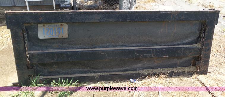 image for item BY9504 1967 International Loadstar 1600 drump truck