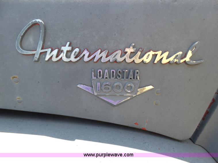 image for item BY9504 1967 International Loadstar 1600 drump truck