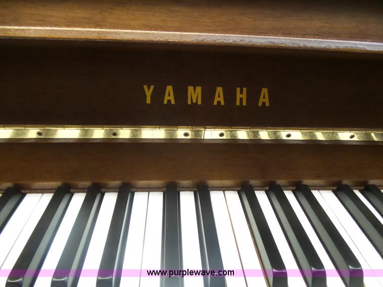 image for item BY9538 (7) wood pianos