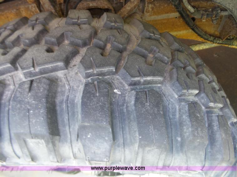 image for item BZ9511 2000 Ford F150 SuperCab pickup truck