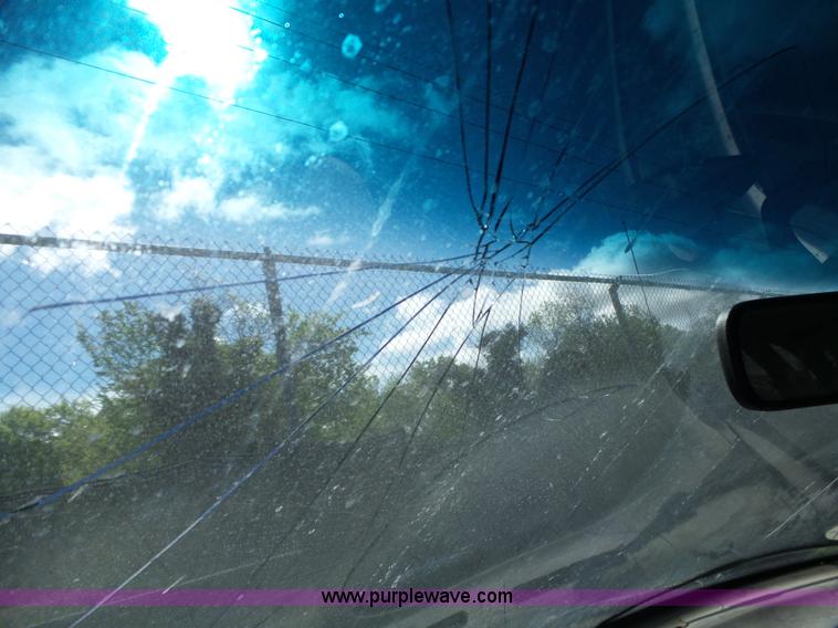 image for item BZ9511 2000 Ford F150 SuperCab pickup truck