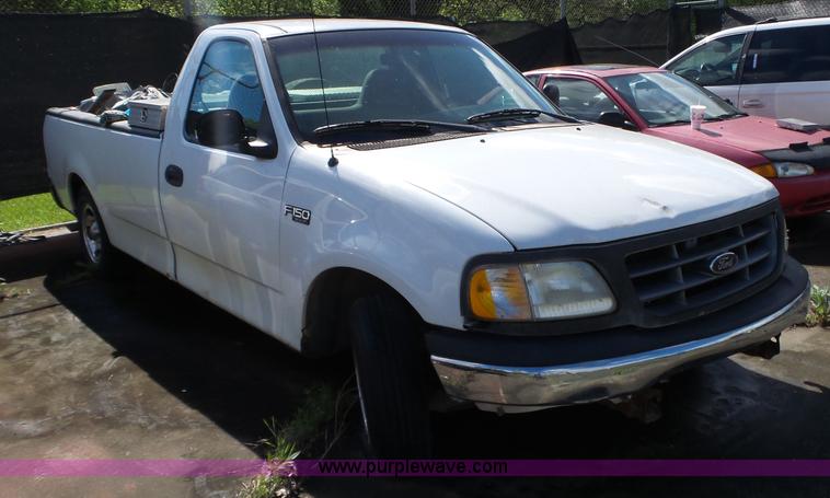 image for item BZ9513 2001 Ford F150 pickup truck