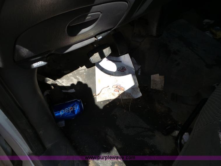 image for item BZ9513 2001 Ford F150 pickup truck