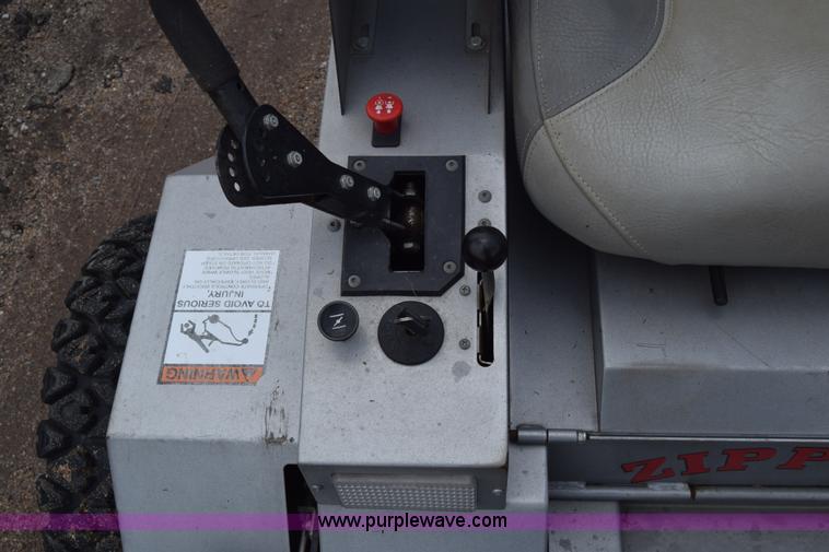 image for item CB9033 2007 Zipper STS-27 ZTR lawn mower