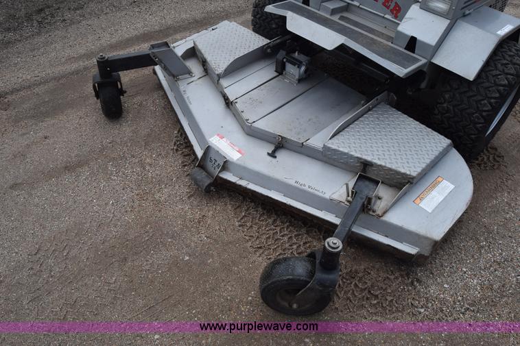 image for item CB9033 2007 Zipper STS-27 ZTR lawn mower