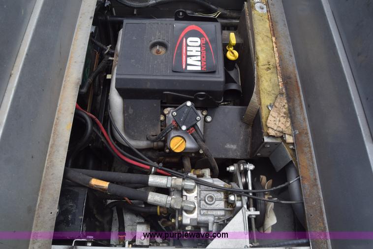 image for item CB9033 2007 Zipper STS-27 ZTR lawn mower