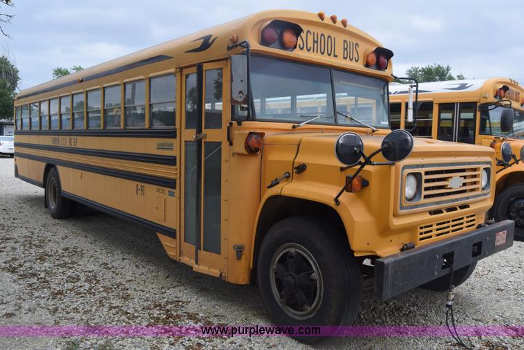 image for item CB9291 1991 Chevrolet Blue Bird school bus