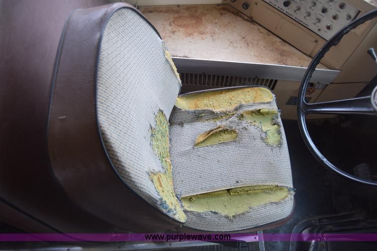 image for item CB9291 1991 Chevrolet Blue Bird school bus