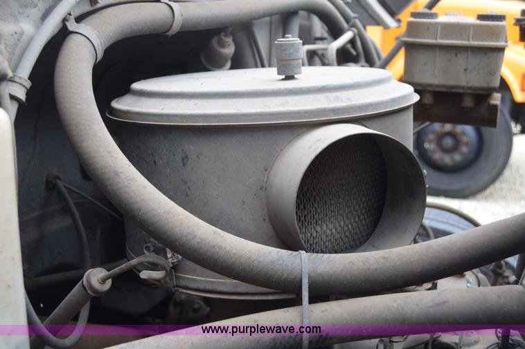 image for item CB9291 1991 Chevrolet Blue Bird school bus