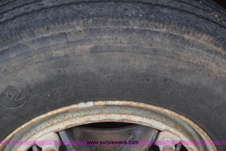 image for item CB9291 1991 Chevrolet Blue Bird school bus